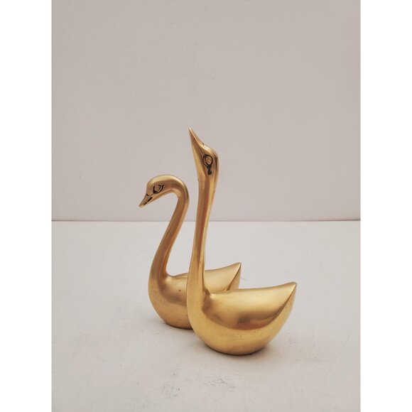 Vintage Brass Swans | Vintage Brass Swan | Vintage Brass Decor | Wedding Decor | - Picture 5 of 10
